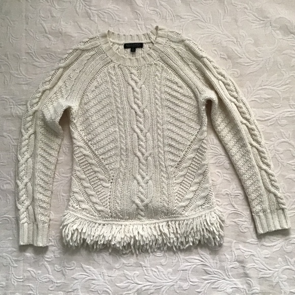 Banana Republic Sweaters - Women’s Banana Republic Cream Cable Knit Sweater